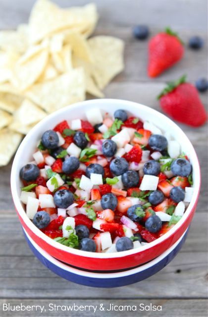 22 Dip Recipes For Your 4th of July Cookout