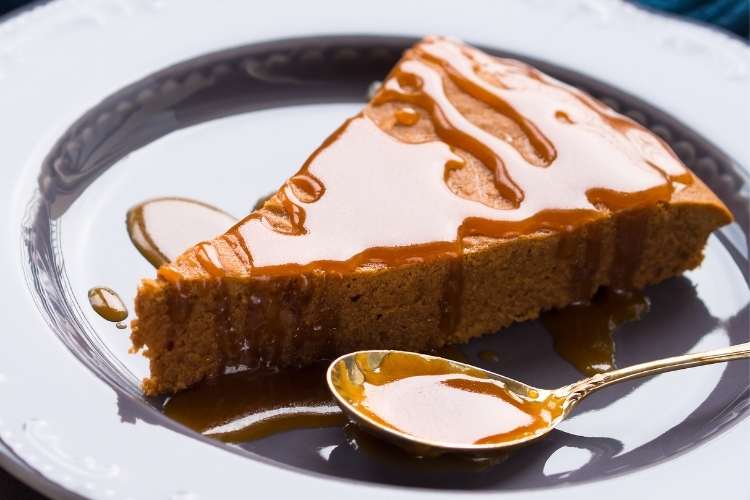 South Africa's favorite Chocolate Cake: Chocolate Malva Pudding Cake