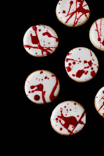 blood splatter cookies