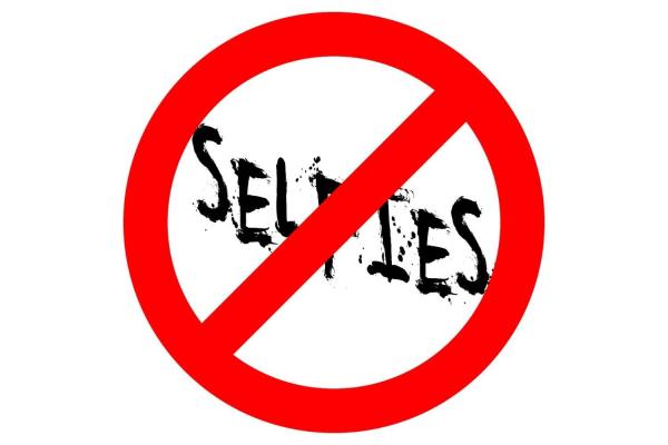 No Selfies Day