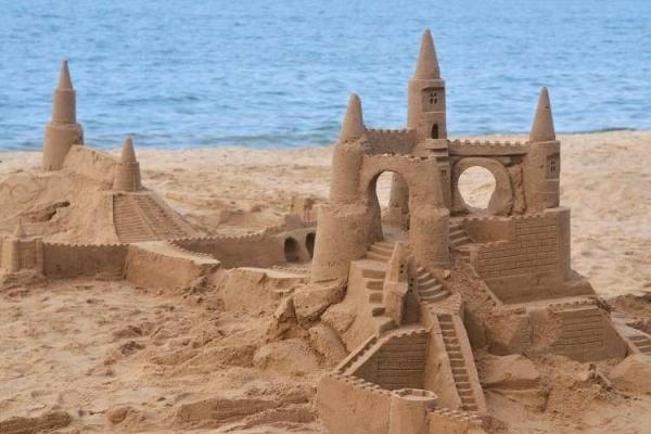 Build a Sandcastle Day