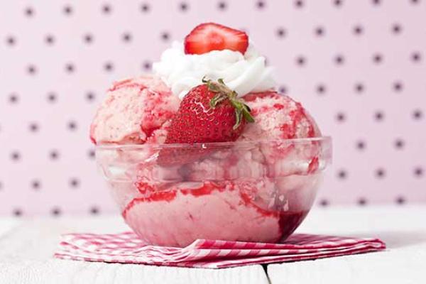 Strawberry Sundae Day