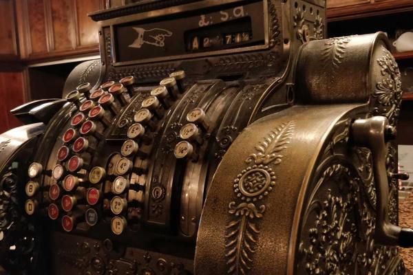 Cherish an Antique Day