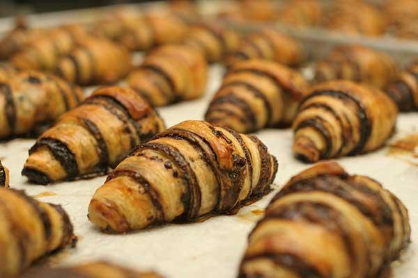 Cinnamon Crescent Day